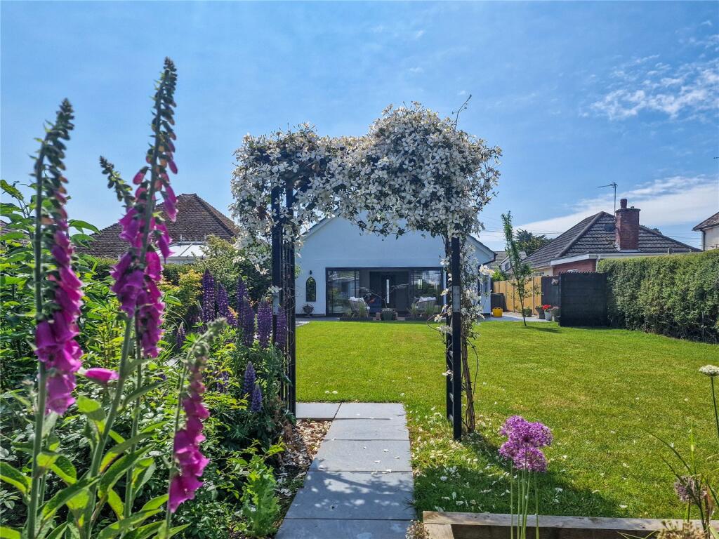 Additional image 2 of Avenue Road, Walkford, Christchurch, Dorset, BH23