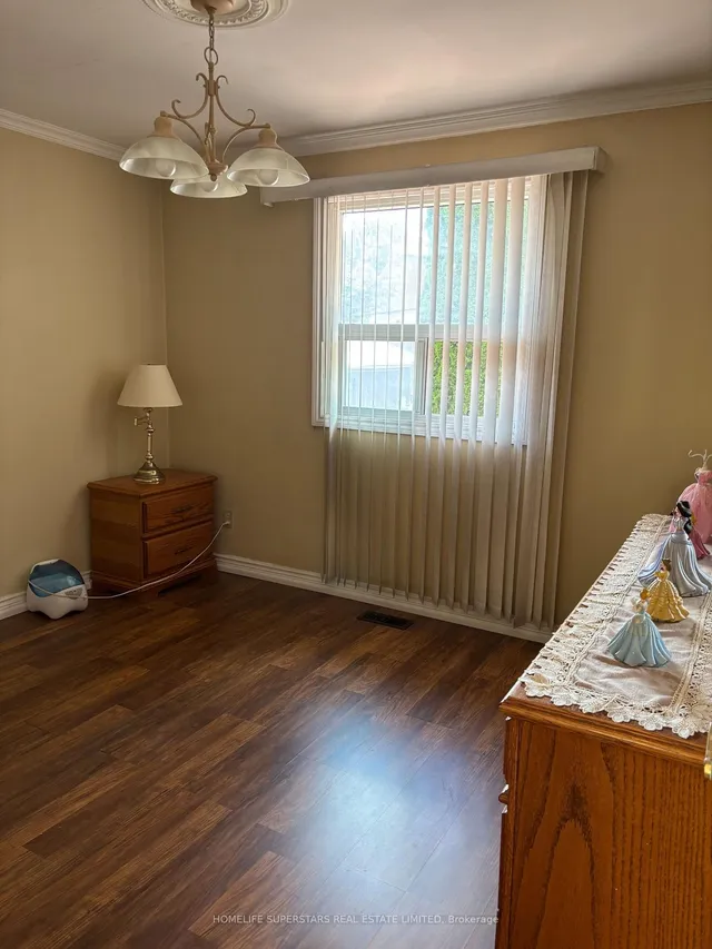 Additional image 8 of 69 Thistle Down Blvd