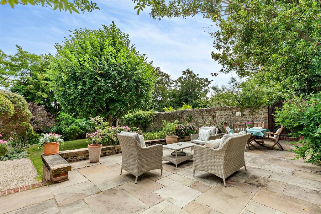 Additional image 32 of Blatchington Hill, East Blatchington, Nr Seaford, East Sussex, BN25