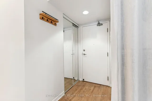 Additional image 6 of 801 King St Unit 628