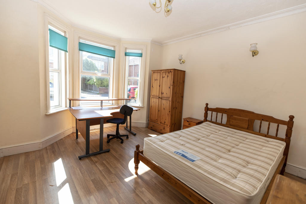 Additional image 6 of 5 Bed Student House on Evelyn Road