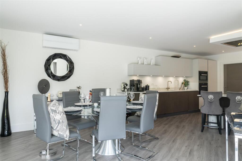 Additional image 8 of Salterns Way, Lilliput