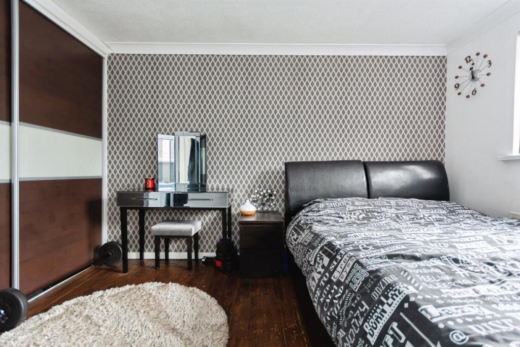 Additional image 9 of Huins Close, Redditch