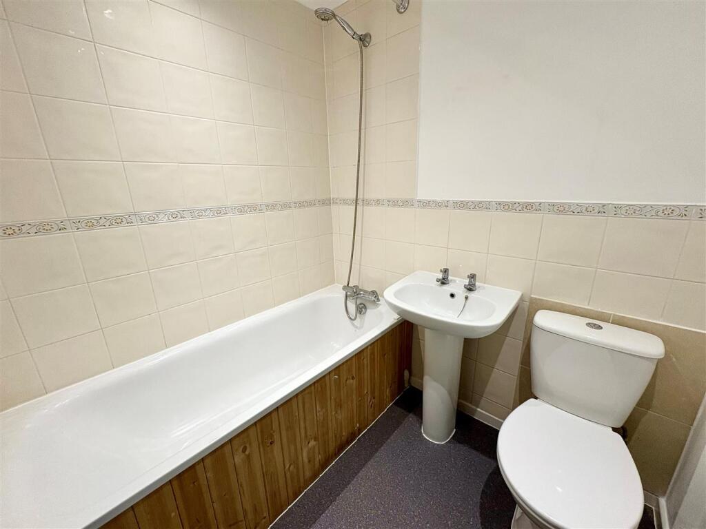 Additional image 8 of Chiltern Drive, Verwood