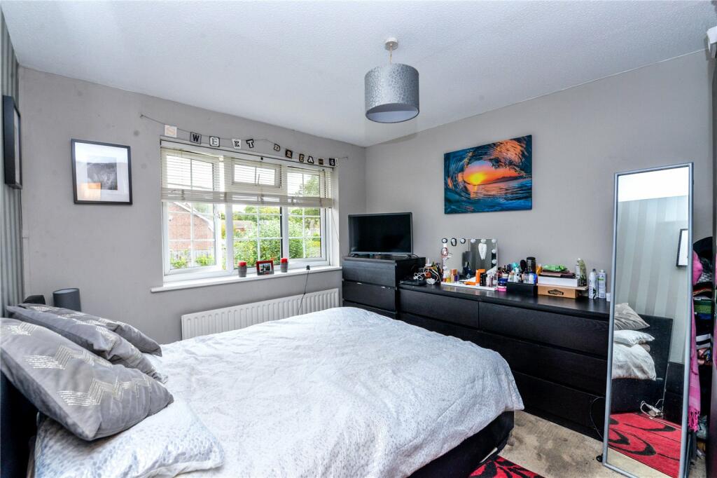 Additional image 16 of Derwent Road, New Milton, Hampshire, BH25