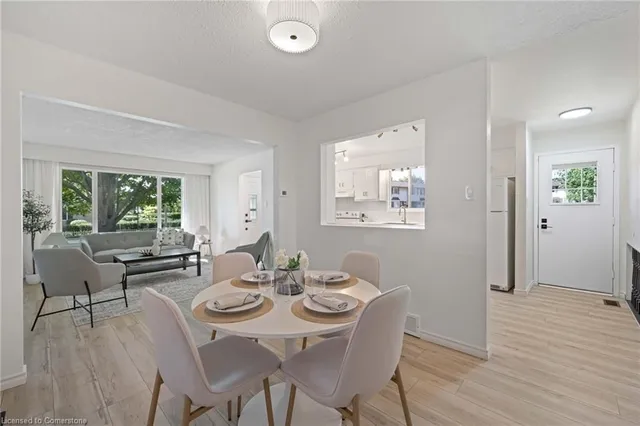 Additional image 13 of 5 Uxbridge Cres