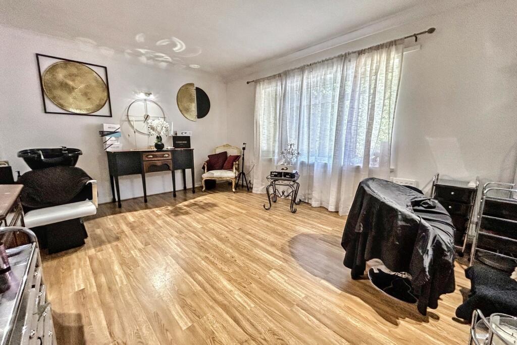 Additional image 16 of Colehill