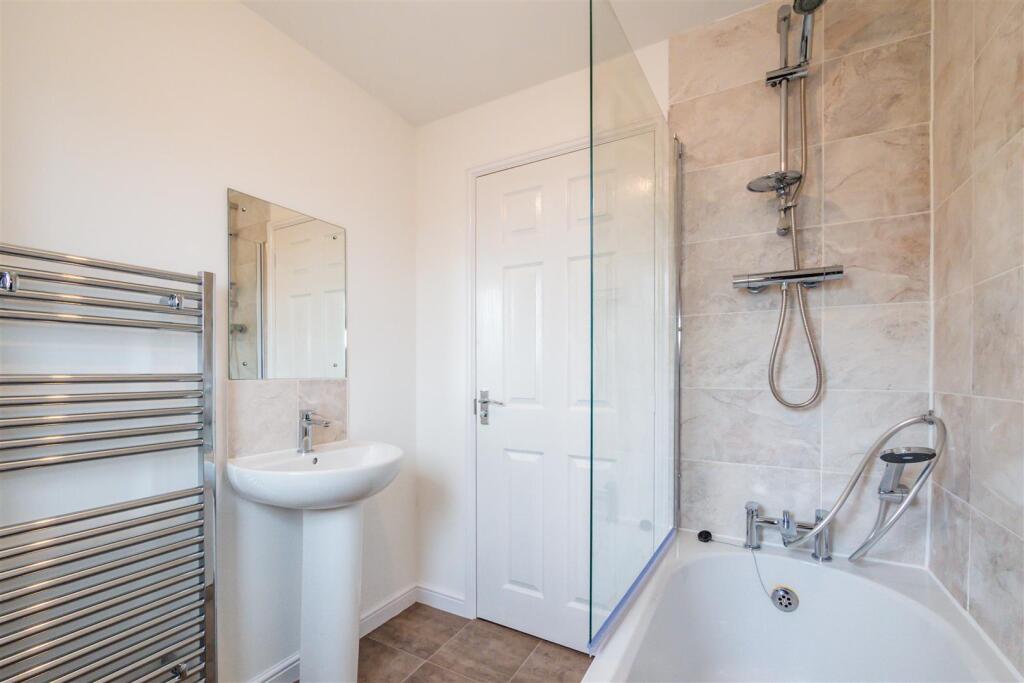 Additional image 20 of Calverley View, Bradford, BD2