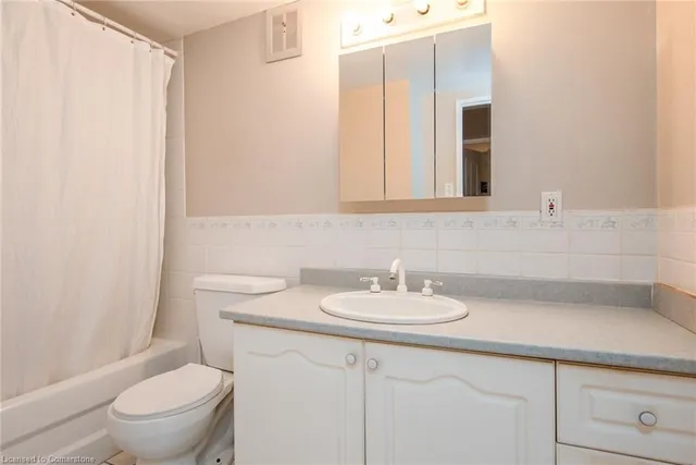 Additional image 10 of 71 Vanier Dr Unit 104