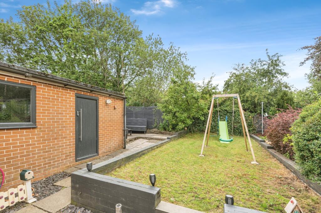 Additional image 17 of Spen Lane, Cleckheaton, BD19