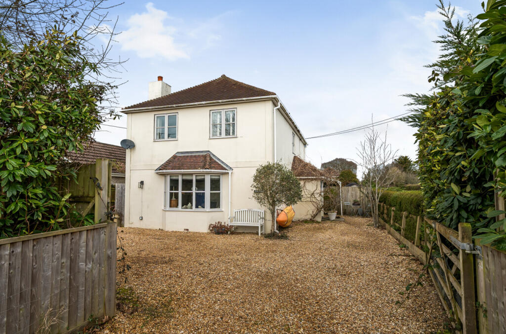 Additional image 21 of Tiptoe Road, Wootton, BH25