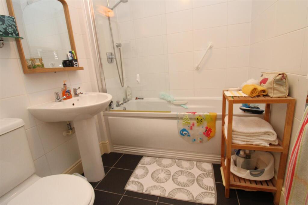 Additional image 26 of Hendon Avenue, Rustington, Littlehampton
