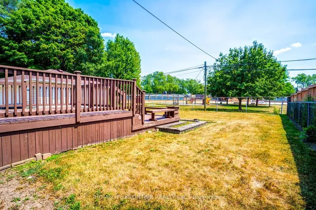 Additional image 43 of 23 Henley Cres