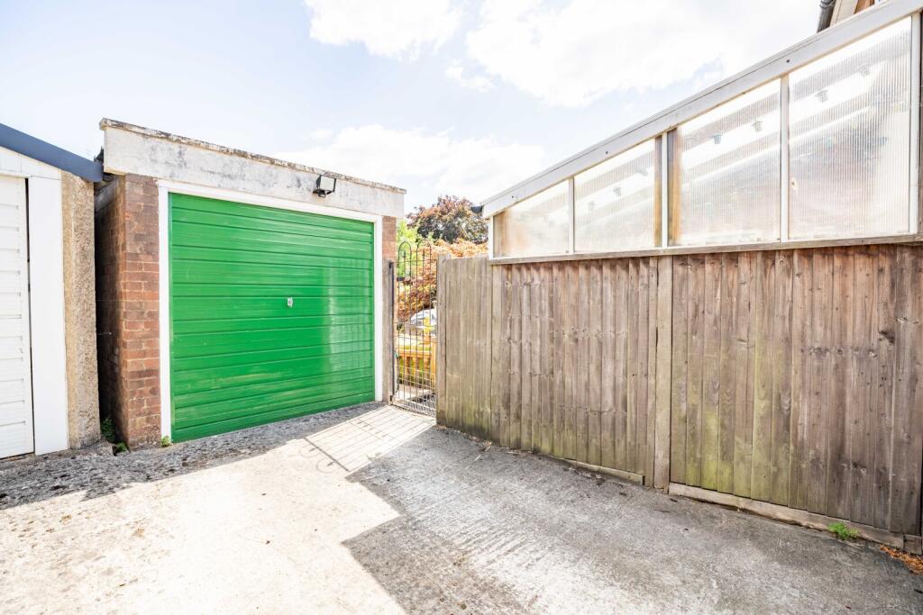 Additional image 16 of Barnfield Road, St. Albans, Hertfordshire, AL4