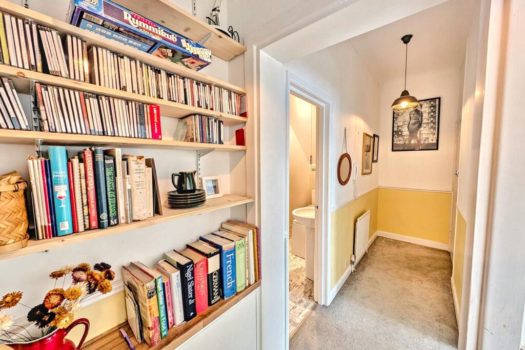 Additional image 3 of Charminster