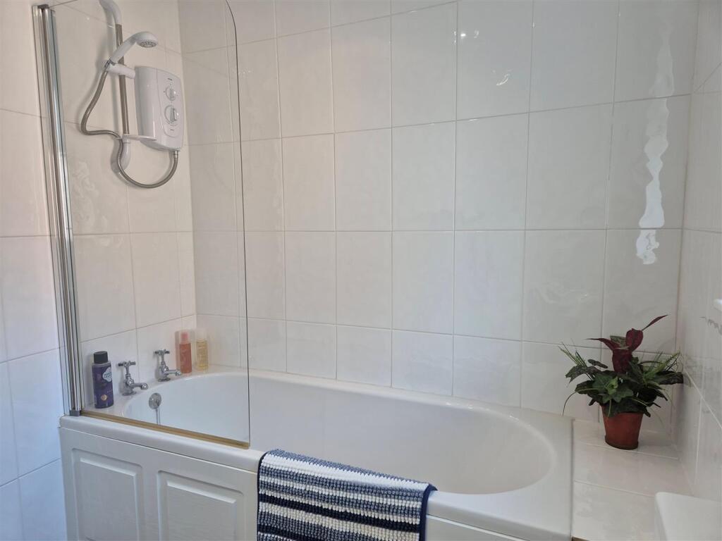 Additional image 13 of Manor House Gardens, Leeds Rd, Eccleshill