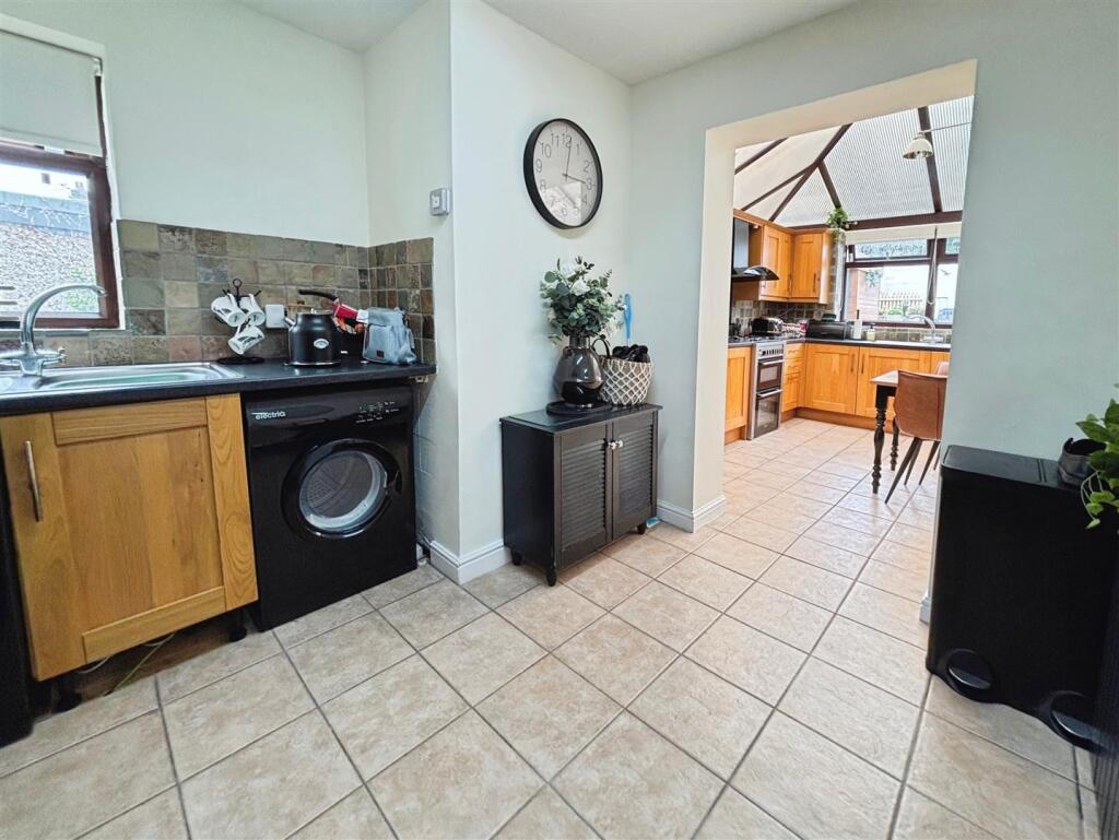 Additional image 8 of Stephen Road, Bradford, BD6 3DS