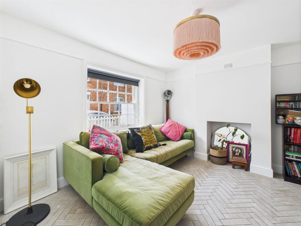 Additional image 8 of Alfred Place, Worthing BN11 3EP