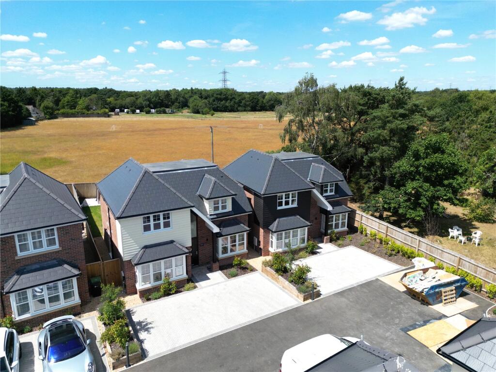 Additional image 12 of Oaks Drive, St. Leonards, Ringwood, Dorset, BH24