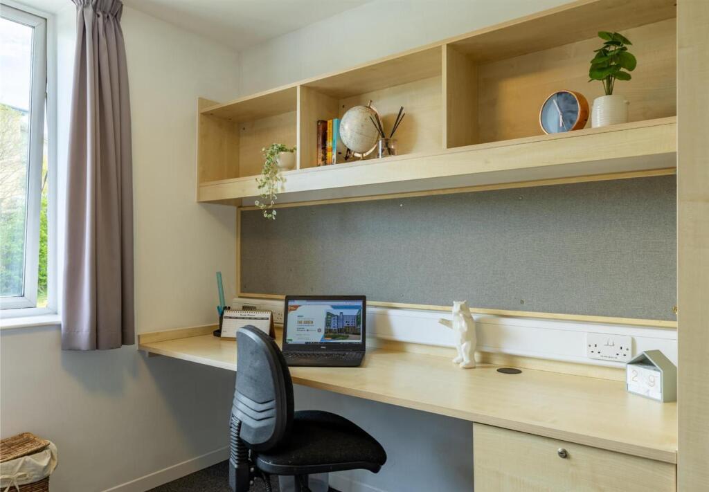 Additional image 7 of Bradford |student | September | BD7