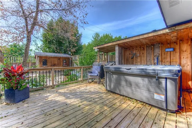 Additional image 32 of 30 Pepperwood Cres