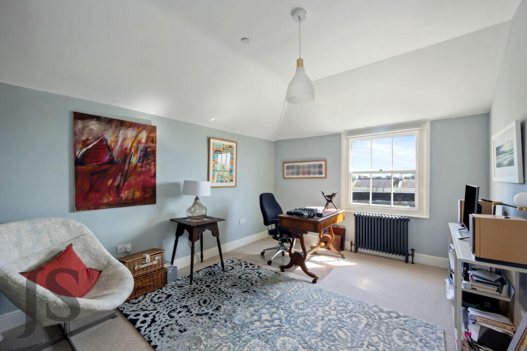 Additional image 20 of Liverpool Terrace, Worthing, BN11
