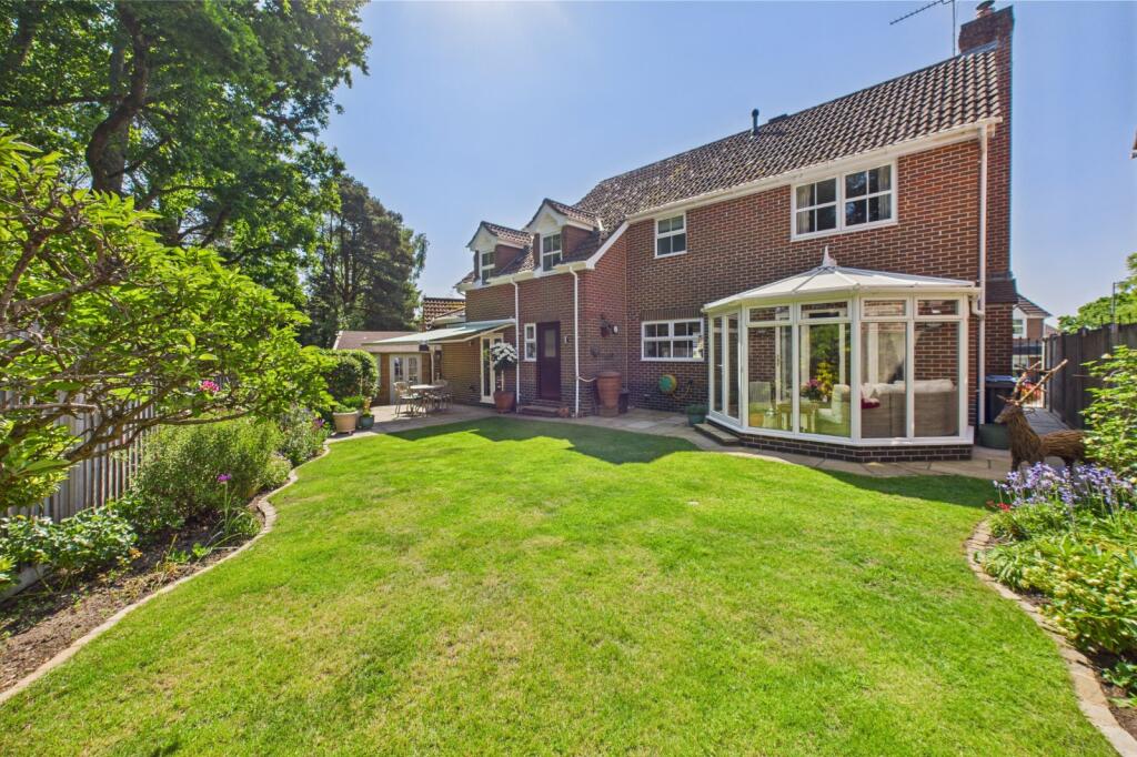 Additional image 32 of Mallow Close, Broadstone, Dorset, BH18