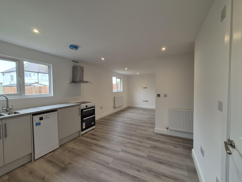 Additional image 15 of Studio B Shenley Lane, St. Albans, Hertfordshire, AL2