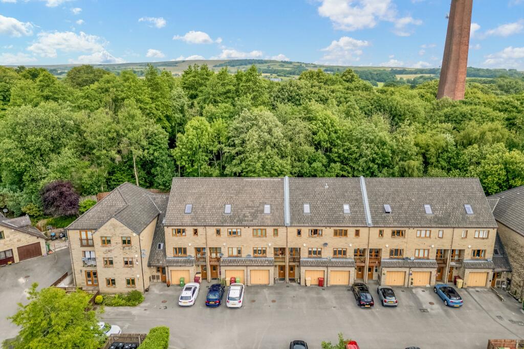 Capitol Close, Smithills, Bolton, BL1