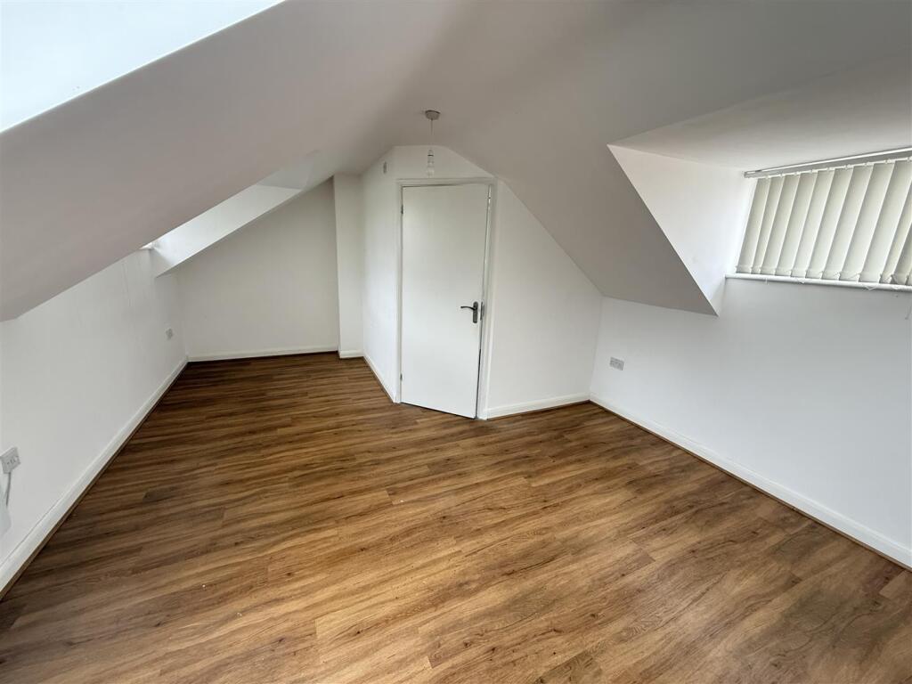 Additional image 4 of 456 - 458 Chester Road North, Sutton Coldfiled