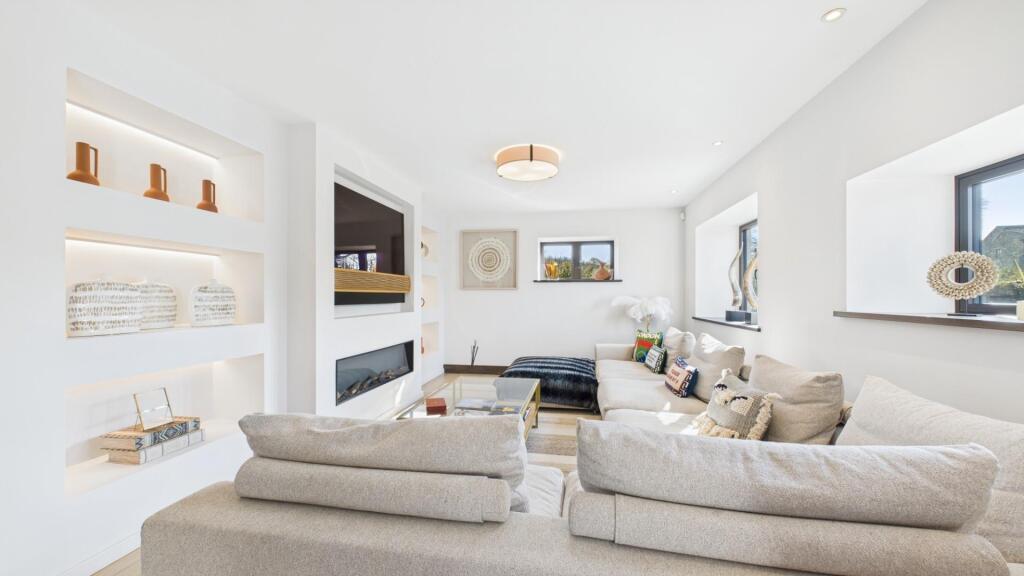 Additional image 32 of Top O'Th Knotts Farm, Tottington Road Harwood