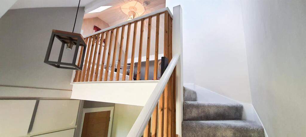 Additional image 32 of Ladymead, Glenlyon Avenue, Keighley