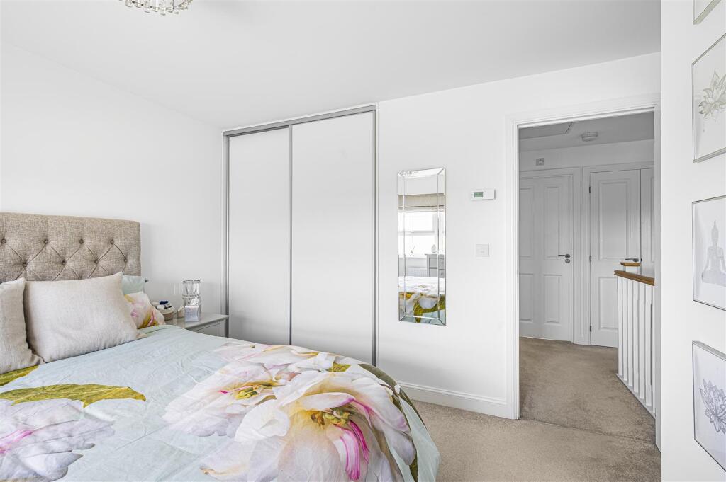 Additional image 22 of Linnet Crescent, Peacehaven