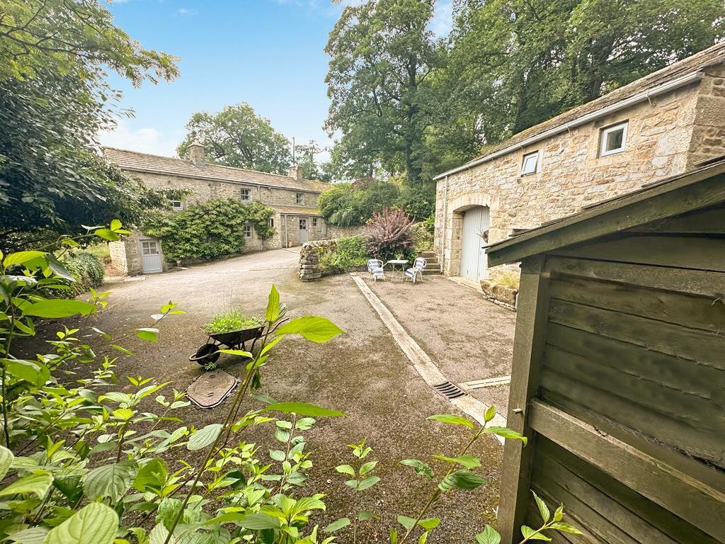 Additional image 56 of Dibbles Bridge Cottage and Annexe, Hartlington, Skipton