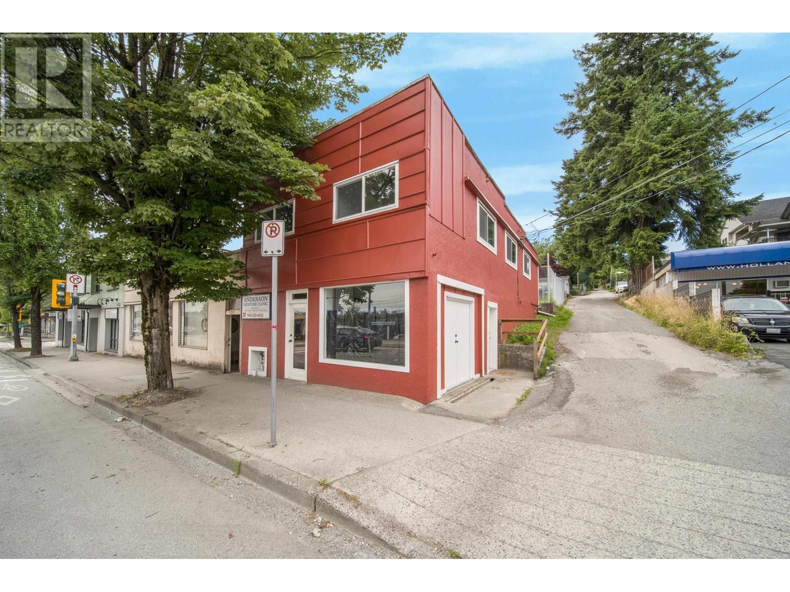 137 E COLUMBIA STREET|New Westminster, British Columbia V3L3V9