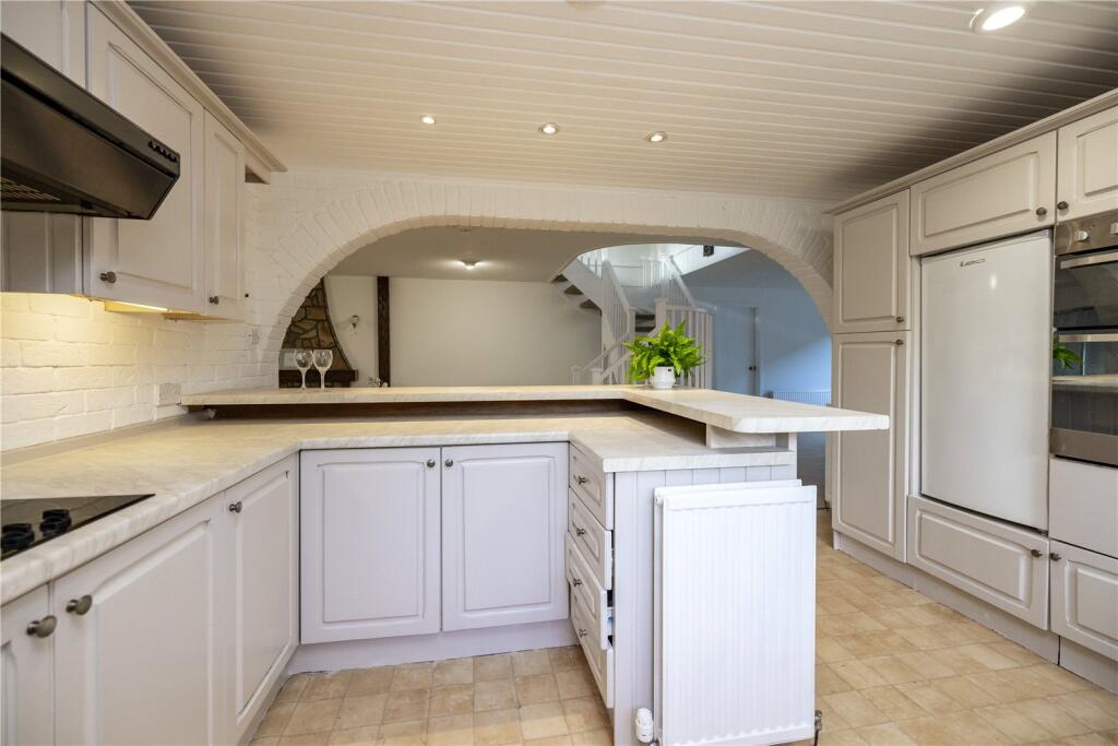 Additional image 8 of Loirsville, 1 The Den, Deeview Road South, Cults, Aberdeen, AB15 9NA