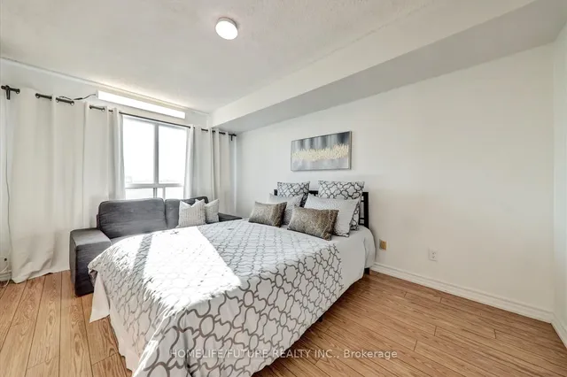 Additional image 16 of 2550 Lawrence Ave Unit 410