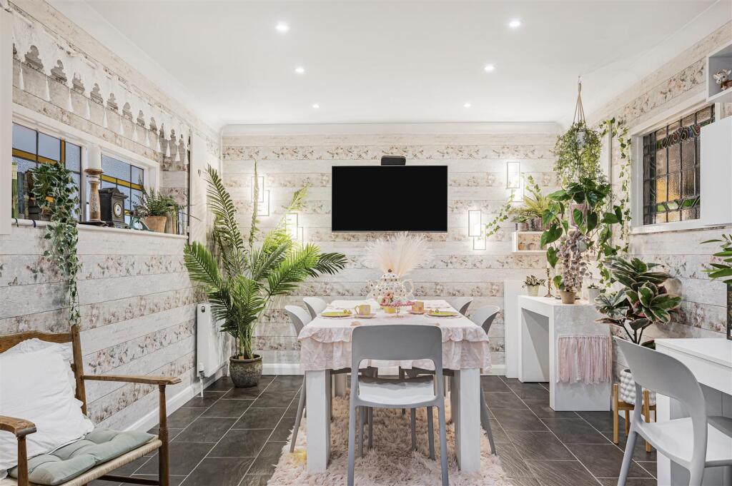 Additional image 41 of Chyngton Way, Seaford