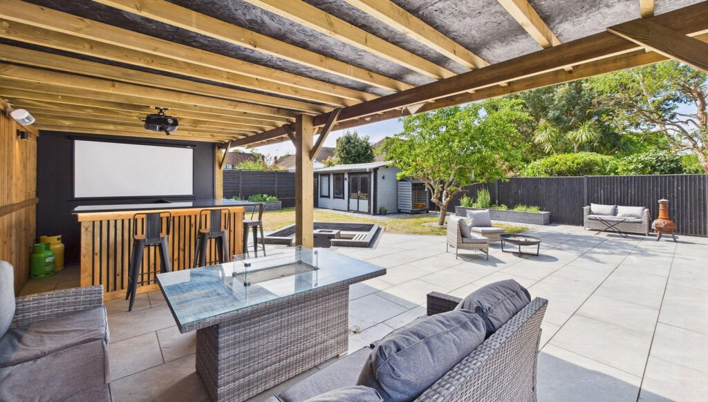 Additional image 21 of Warren Road, Worthing, BN14 9QH