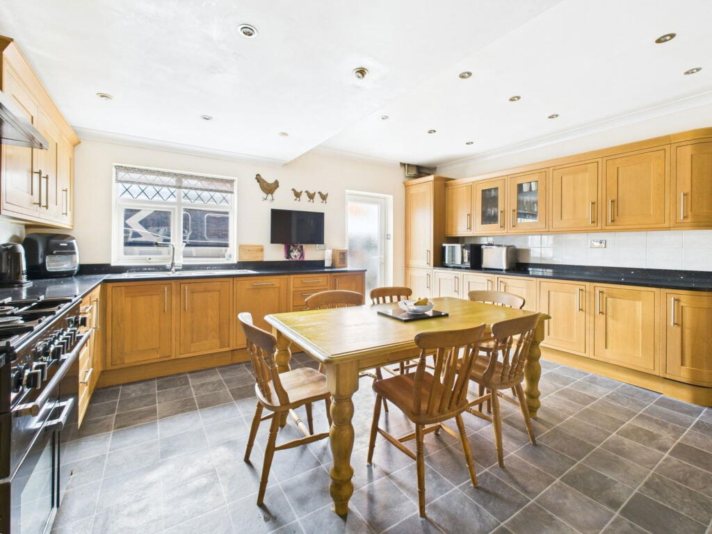 Additional image 26 of Cecilian Avenue, Worthing, BN14 8AU