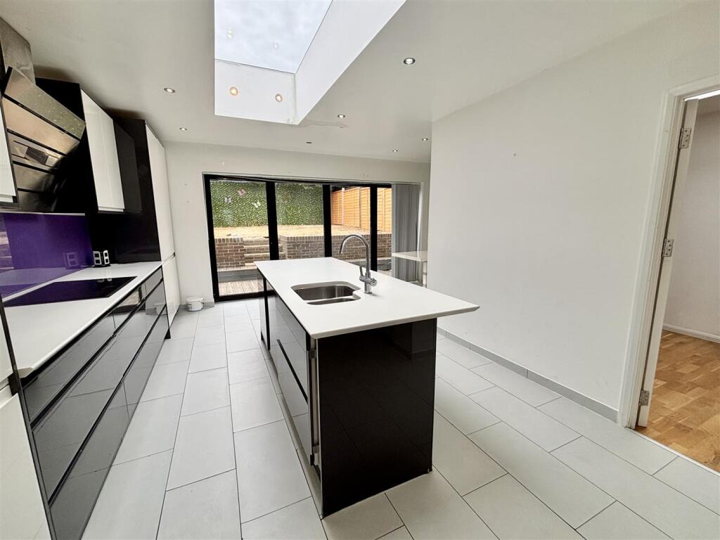 Additional image 21 of Lincoln Avenue, Peacehaven