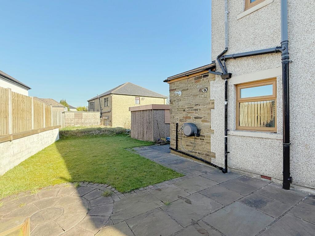 Additional image 19 of Moore Avenue, Bradford, BD6