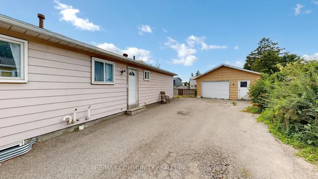 Additional image 48 of 7 Gemshaw Cres