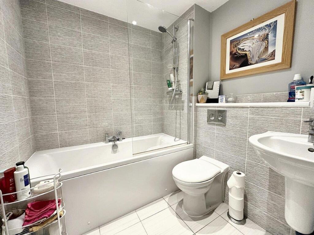 Additional image 18 of Gladys Avenue, Peacehaven, BN10 8FF