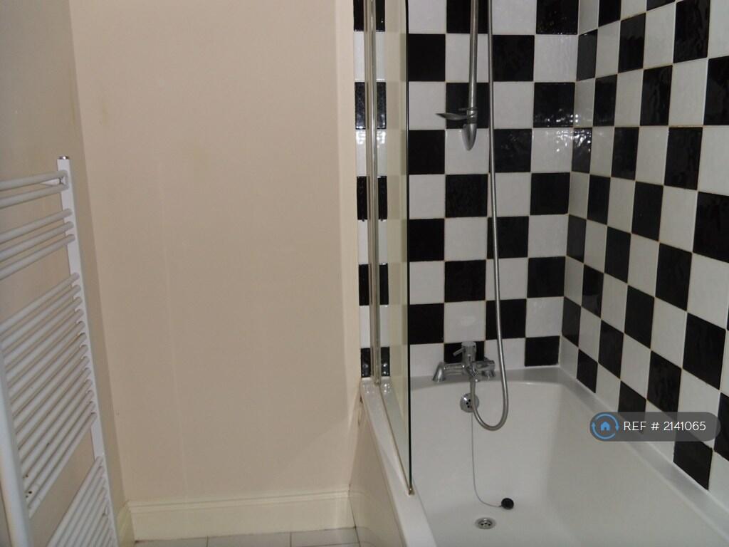 Additional image 7 of Ashgrove, Bradford, BD7