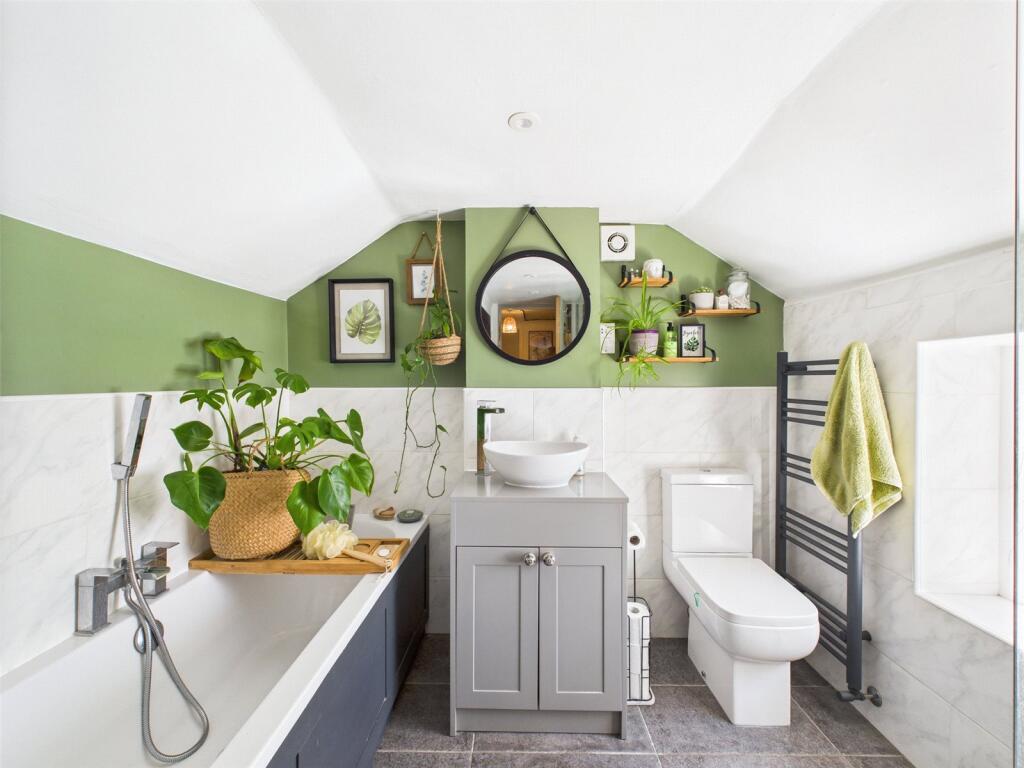 Additional image 3 of Avon Buildings, Christchurch, Dorset, BH23