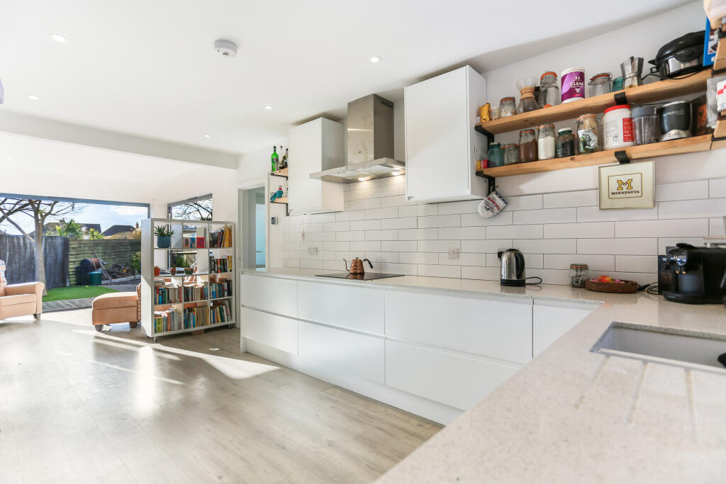 Additional image 4 of Sunnydale Close, Brighton, BN1