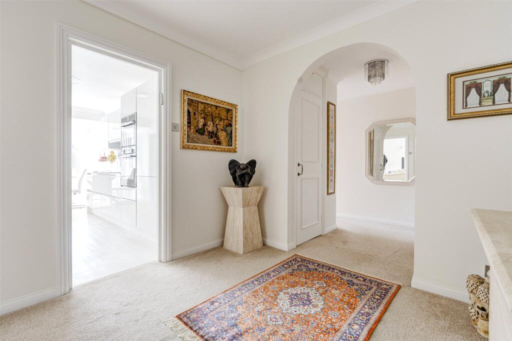 Additional image 10 of Grand Avenue, Worthing, West Sussex, BN11