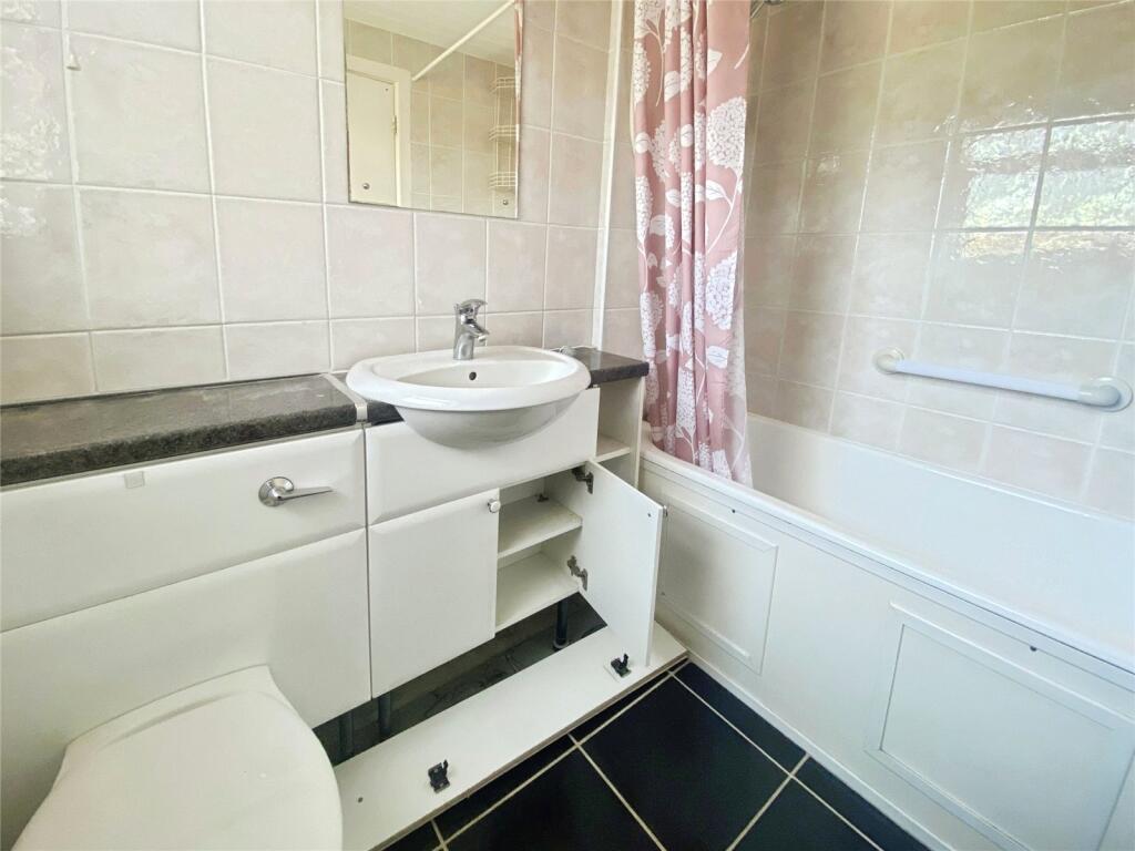 Additional image 5 of Seamill Park Crescent, Worthing, West Sussex