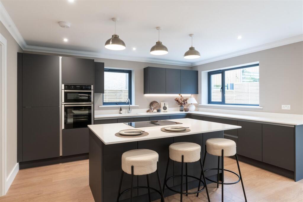 Additional image 12 of Compton Avenue, Lilliput